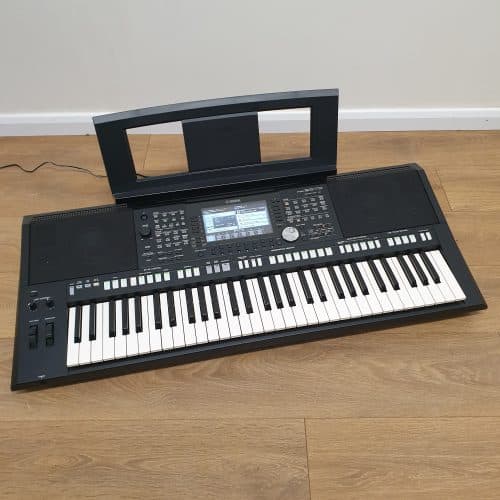Used Yamaha PSR S975 Keyboard (Stock ID: #10413)