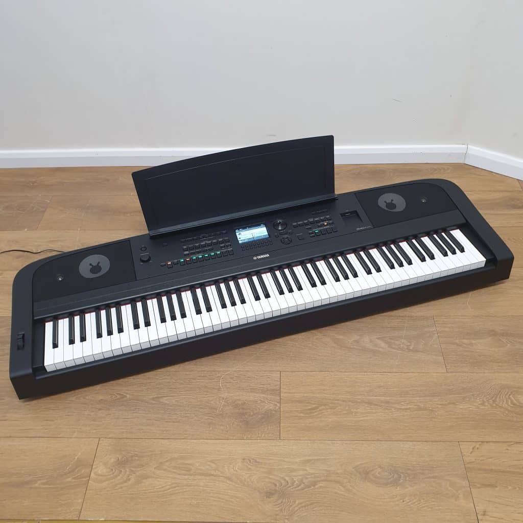 Used Yamaha DGX670 Piano In Black (Stock ID: #10007)