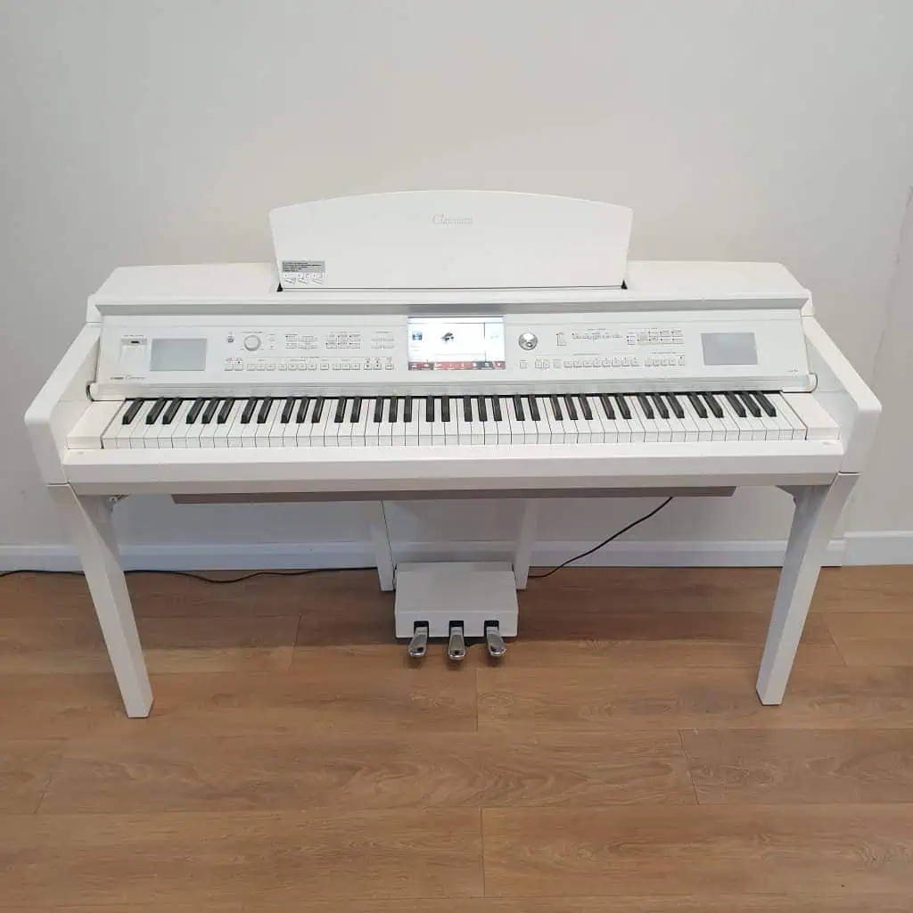 Used Yamaha CVP709 in Polished White (Stock ID: #10635)