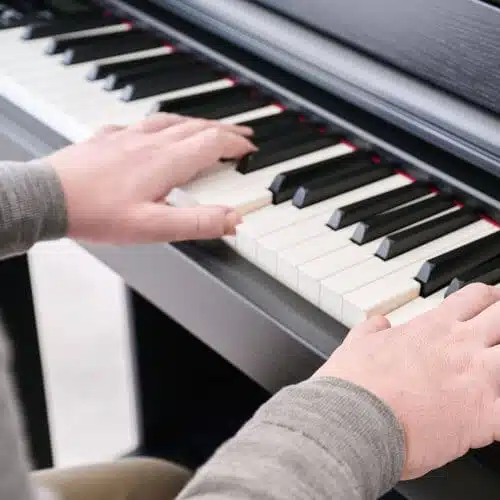 Yamaha Clavinova CLP-845 Digital Piano