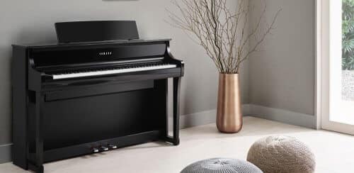 Yamaha Clavinova CLP-875 Digital Piano