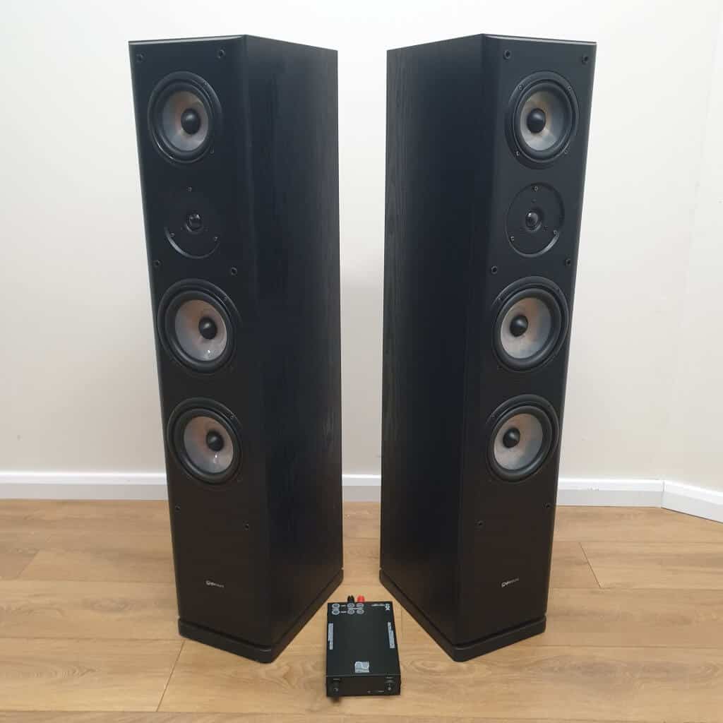 Used TRX/QTX QM120 Tower Speakers and Amp (Stock ID: #9395)