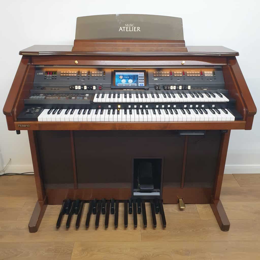 Used Roland Atelier AT800 Artiste Organ & CD Drive (Stock ID: #10638)