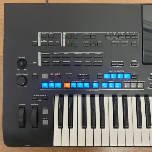 Used Yamaha Tyros 4 Special Edition Keyboard & MS04 Speakers (Stock ID: #10538)