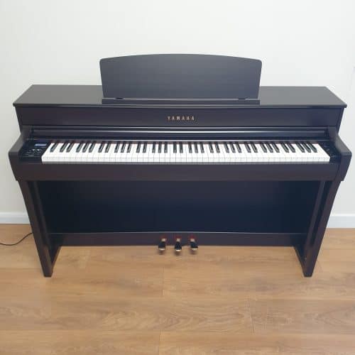 Used Yamaha CLP745 in Rosewood (Stock ID: #10652)