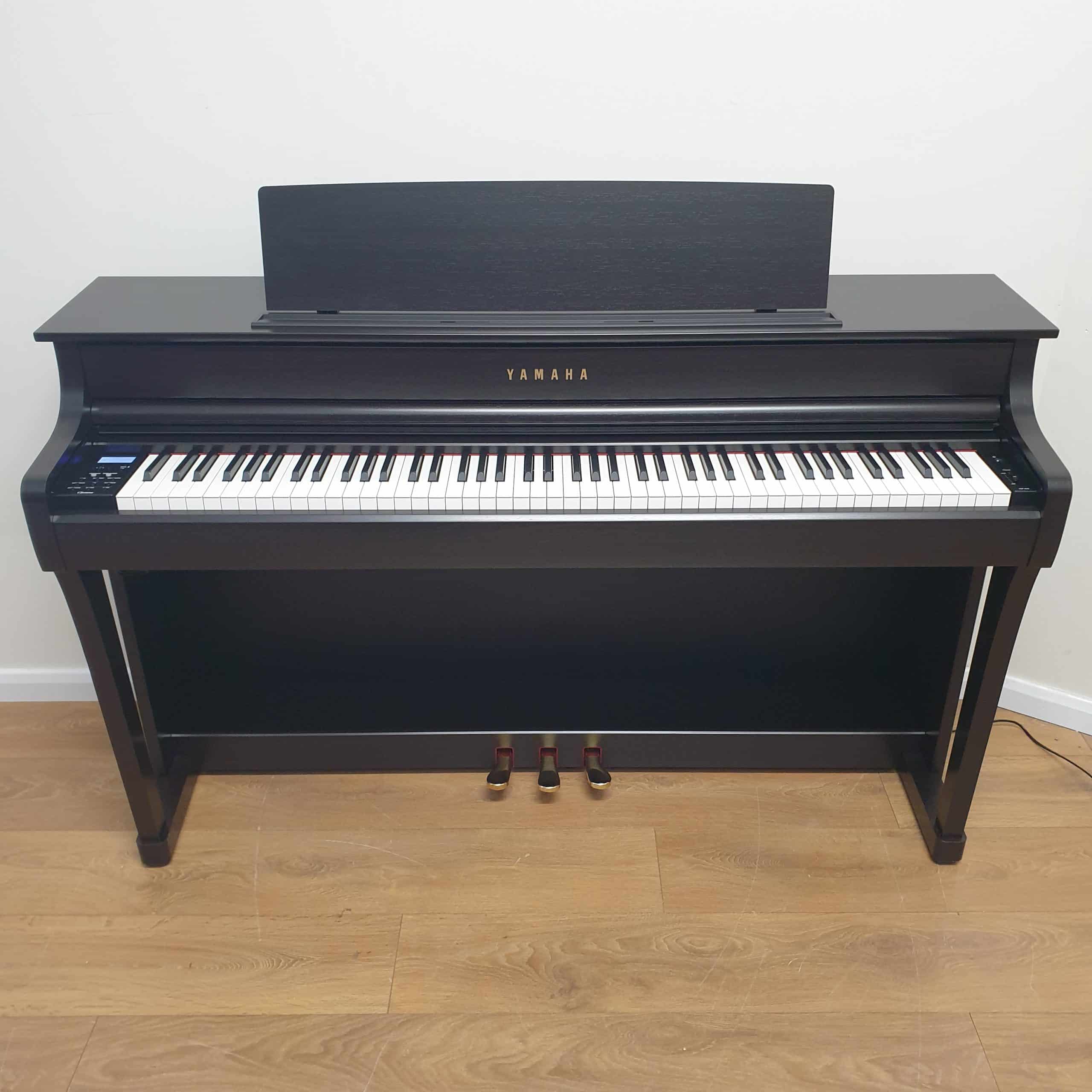 Used Yamaha CLP845 in Rosewood (Stock ID: #9975)