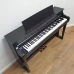 Used Yamaha CLP845 in Rosewood (Stock ID: #9975)