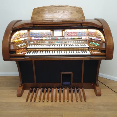 Used Lowrey Prestige Organ (Stock ID: #10356)