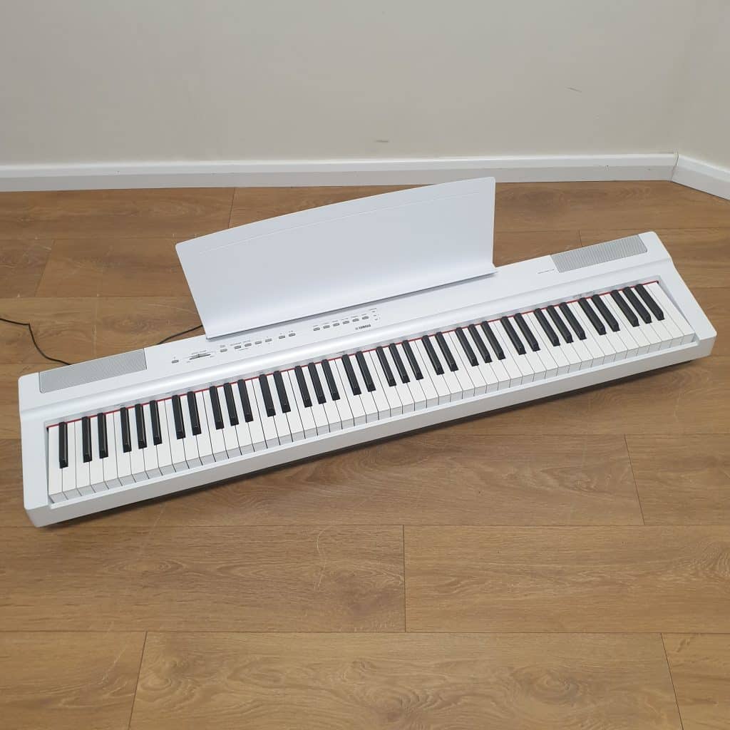 Used Yamaha P125 Portable Piano In White (Stock ID: #10090)