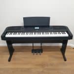 Used Yamaha DGX670 With Stand & Pedals In Black (Stock ID: #10440)