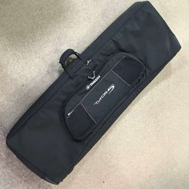 Used Soft Trolley Case for Yamaha Tyros 5 76 (Stock ID: #8951)