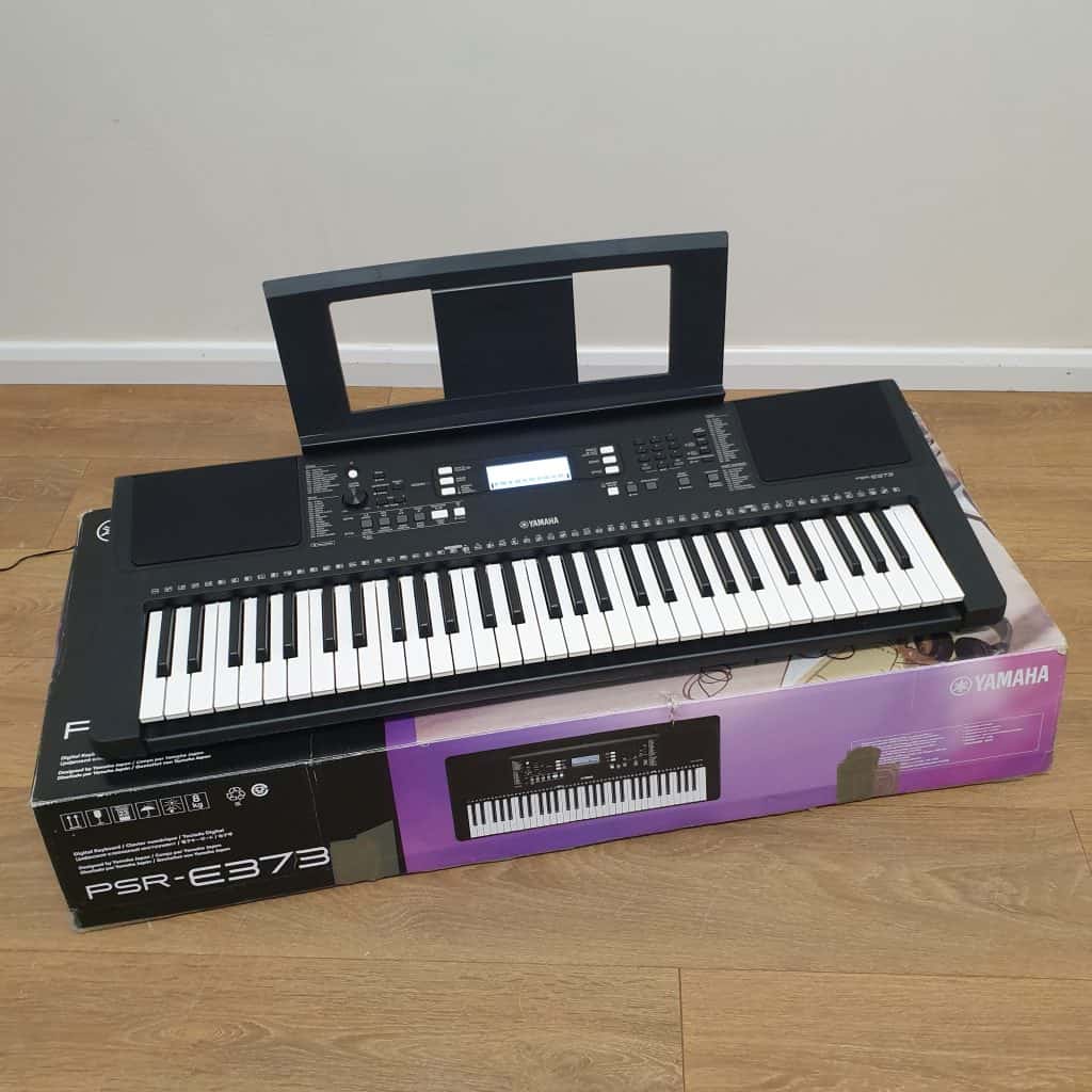 Used Yamaha PSR E373 Keyboard (Stock ID: #10433)