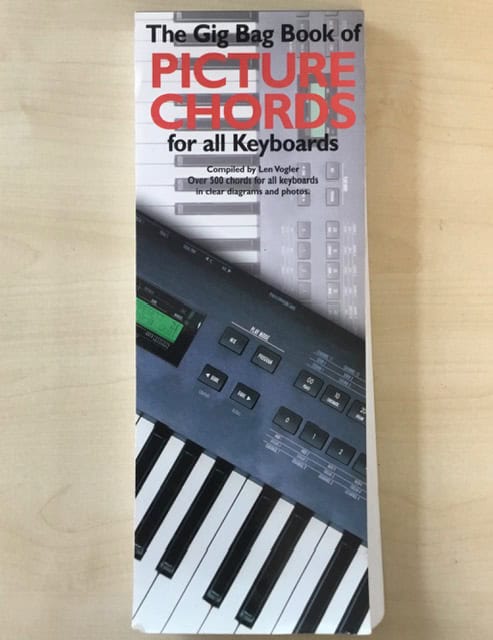 The Gig Bag Book of Picture Chords for All Keyboards