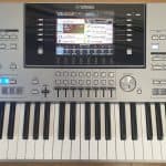 Used Yamaha Tyros 5 76 & Speakers (Stock ID: #10689)