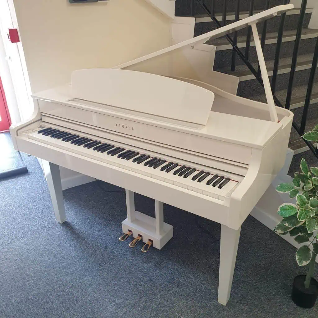 Used Yamaha CLP565 Digital Grand Piano (Stock ID: #10682)