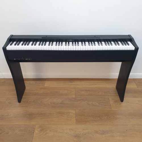Kawai CL26B Digital Piano in Black - DOES NOT SWITCH ON - SOLD FOR SPARES / REPAIRS